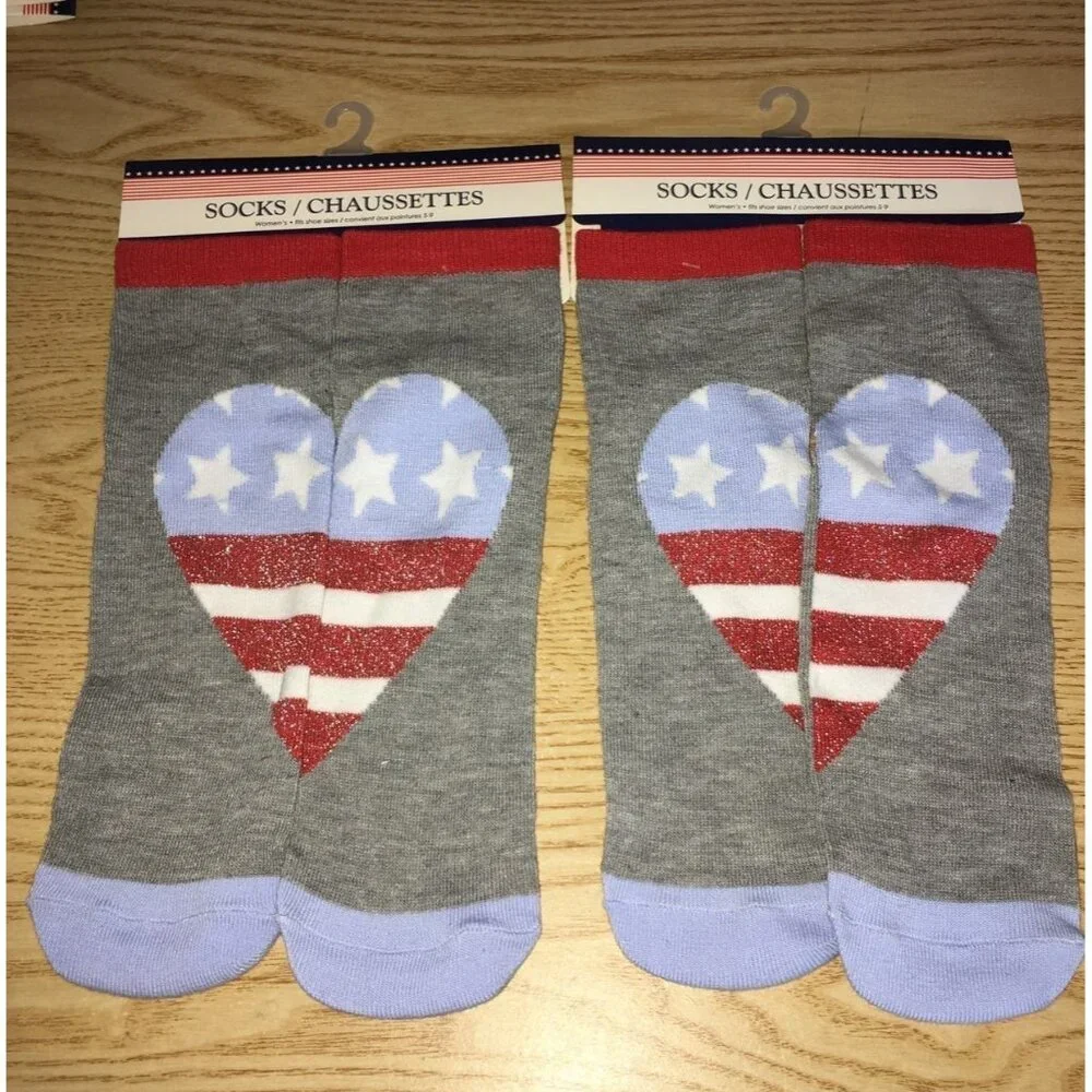Free with Bundle New 1Pair of Womens Patriotic Ankle Socks Shoe Size 5-9